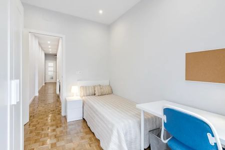 Calle de Andrés Mellado, Madrid, Community of Madrid 28015 - Photo 3