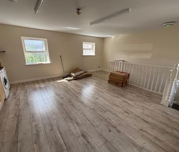 1 Bed 1st Floor Apartment - Photo 3
