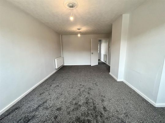 2 Bedroom Flat To Let - Photo 1