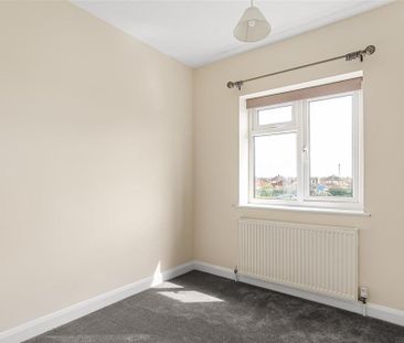 3 bedroom house to rent - Photo 3