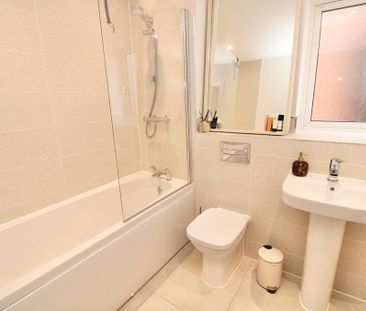 3 bedroom detached house to rent - Photo 5