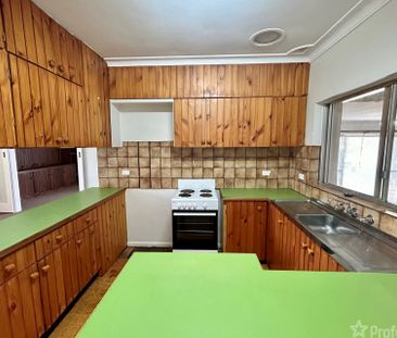 9 Aminya Place, Orange NSW 2800 - House For Rent | Domain - Photo 5