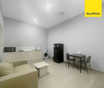 All Bills Included - Furnished - Photo 3