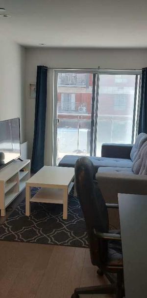 Bel appartement 3½, meublé à louer (1600$/mois) - Photo 1