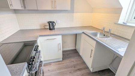 1 bedroom flat to rent - Photo 5