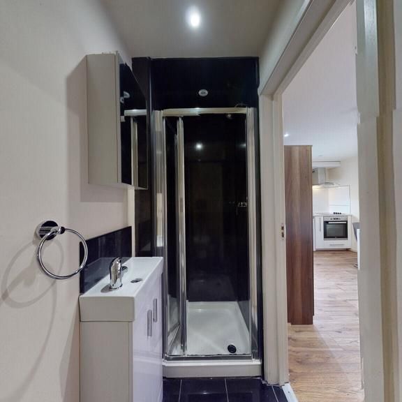 Studio to rent - Photo 1