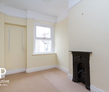 Cardiff, CF10 5GT - Photo 6