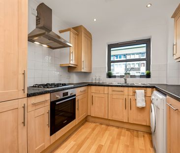 2 Bed Flat, Concorde Way, SE16 - Photo 6