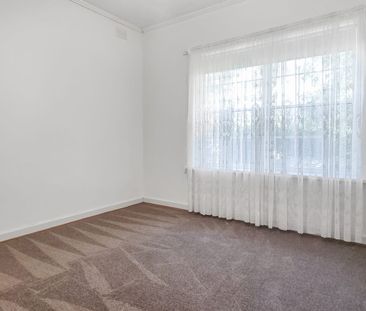 Welcome Home! - Photo 2