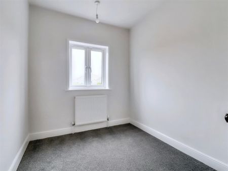 3 Bedroom House to let - Photo 3