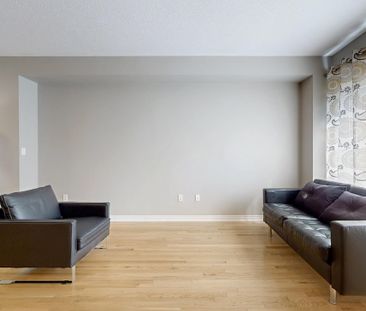 For Lease - 8 Moonseed Lane, Richmond Hill, Ontario - Photo 3
