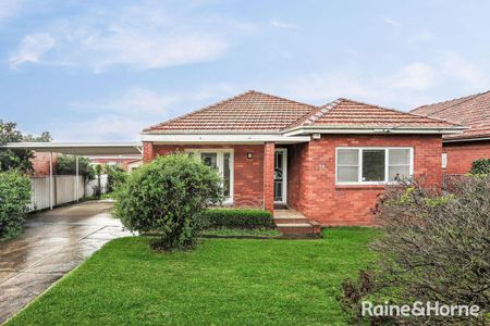 14 Moorefield Ave, Kogarah, NSW 2217 - Photo 5