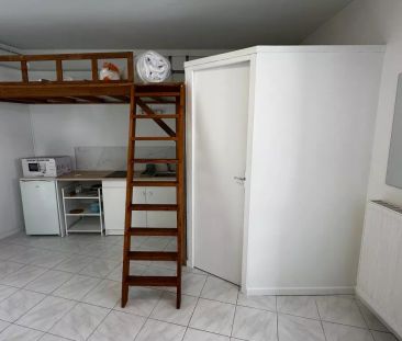 Studio - Tours - secteur Velpeau dans une impasse - Photo 2