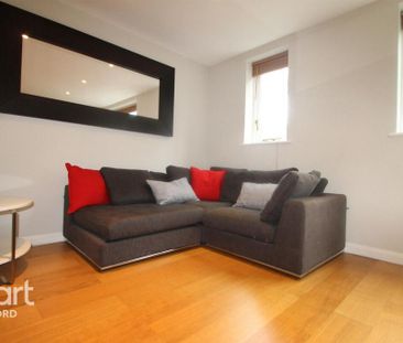 3 bedroom maisonette to rent - Photo 2