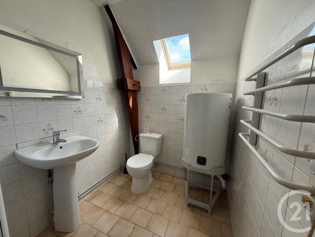Location Appartement 1 pièce 32m² COULOMMIERS 77120 - Photo 3