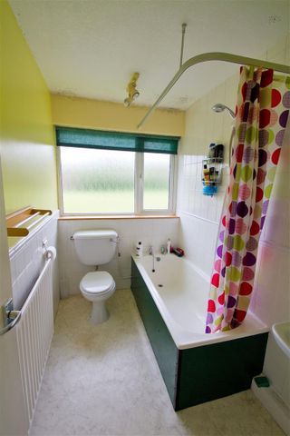 Ash Grove, Hyde Park, LS6 1AY, Leeds - Photo 5