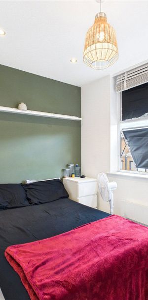 Victoria Road, Farnborough Victoria Road, Farnborough - Photo 2