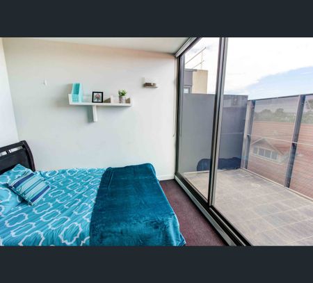 318/6 John Street, Box Hill, Vic 3128 - Photo 2