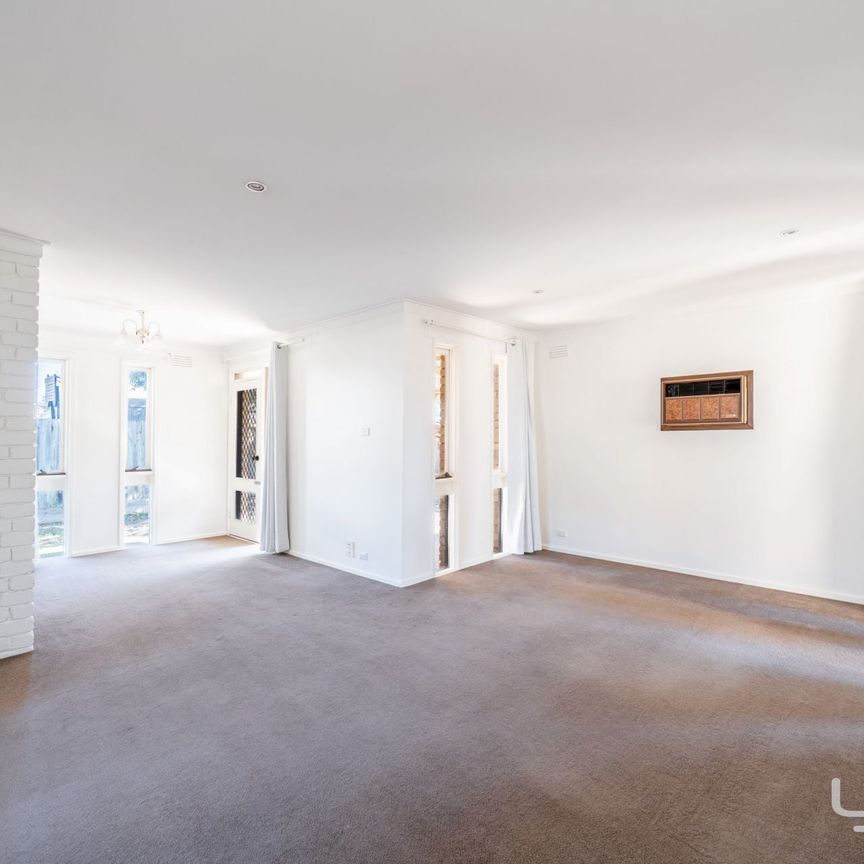 Great Family Home! - Photo 1