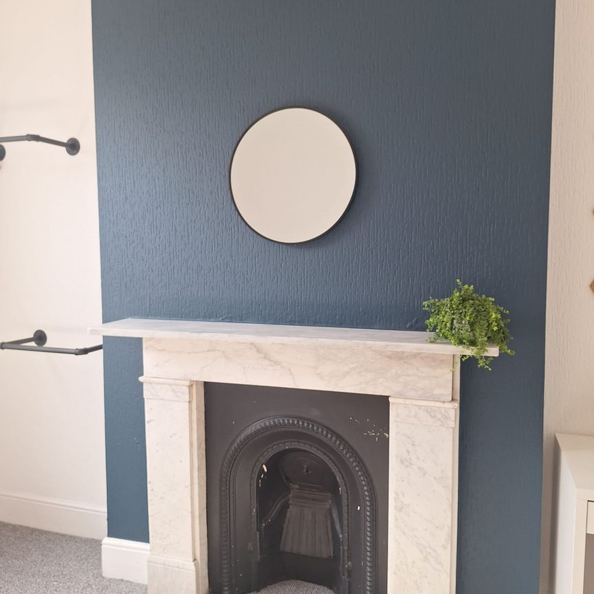 6 bedroom house - Photo 1