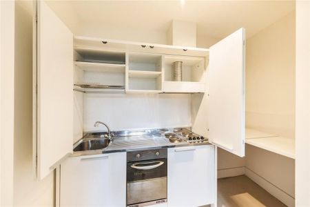 Studio to rent - Photo 3