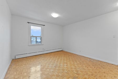 For Lease - 5 Crang Avenue Unit# 2, Toronto, Ontario - Photo 5