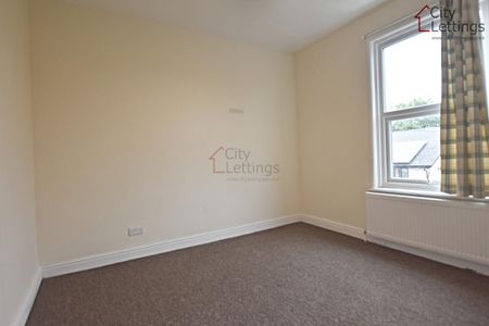 4 bedroom end of terrace house to rent - Photo 5