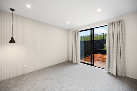 Welcome to your next chapter in refined, contemporary living. - Photo 4