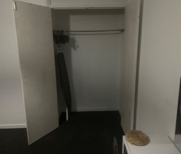 Room in a Shared Flat, London, SE3 - Photo 5