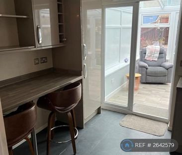 2 bedroom terraced house to rent - Photo 6