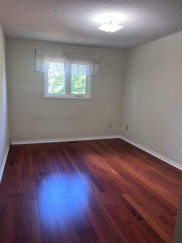 For Lease - 4358 Bacchus Crescent, Mississauga, Ontario - Photo 5