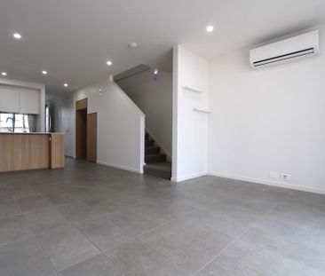 Location Location Location! - Photo 6