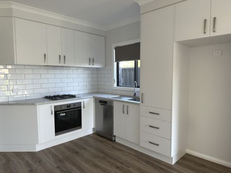 4 / 13 Coomboona Street, Shepparton VIC 3630 - Photo 3
