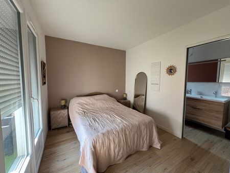 Location Maison 4 pièces 91m² - Photo 2