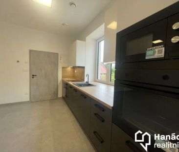 Pronájem, Byt 1+kk, 29 m - Fotografie 1