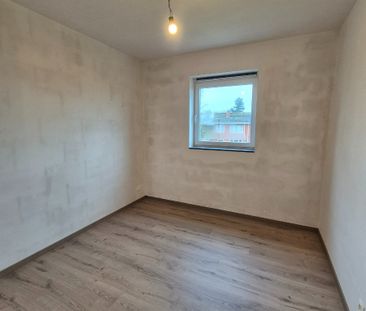 Halfopen BEN-woning met garage en 3 slaapkamers - Photo 4