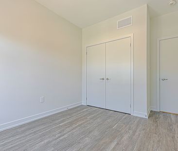 For Lease - 14 Chapple Lane, Richmond Hill, Ontario - Photo 2