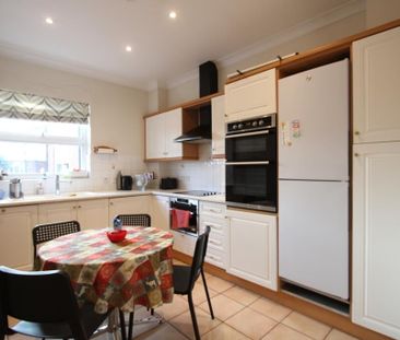 2 Bed Flat, Dewlands Court, NW4 - Photo 3