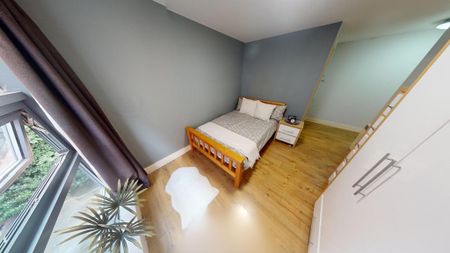 4 bedroom flat to rent - Photo 3