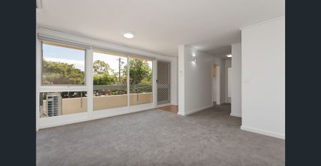 Stylish and Convenient Living in the Heart of Box Hill! - Photo 5