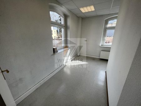 Gewerbe mit 4 Räumen, Küche und WC! Großer Parkplatz direkt am Haus! - Foto 3