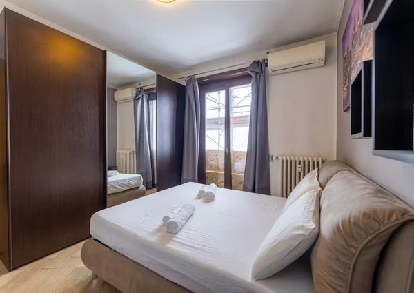 Via Cristina Belgioioso, Milan, Lombardy 20157