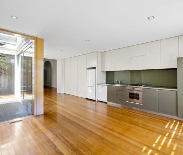 80 Albert Street, East Melbourne. - Photo 2