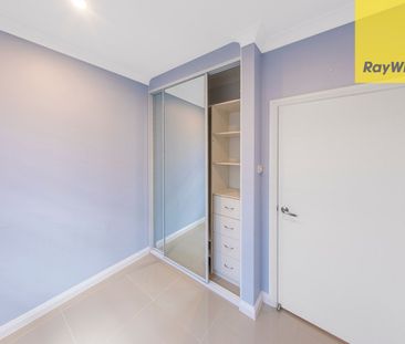 Spacious Family Home with Separate 2-Bedroom Granny Flat - Ideal fo... - Photo 3