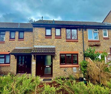 3 bedroom terraced house to rent - Photo 1