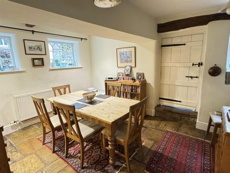 3 bedroom detached house to rent - Photo 3