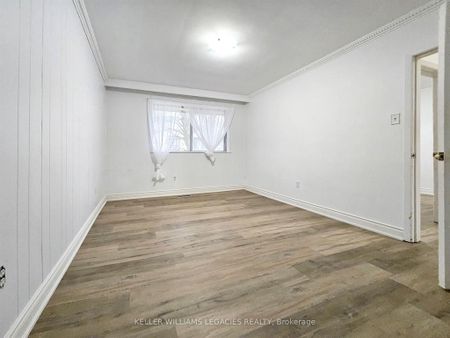 For Lease - 30 Gosling Road Unit# Main, Vaughan, Ontario - Photo 4