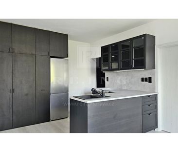Pronájem bytu 2+kk 33 m² - Fotografie 6