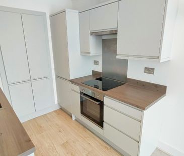 Station Parade, Letchworth Garden City - Photo 6