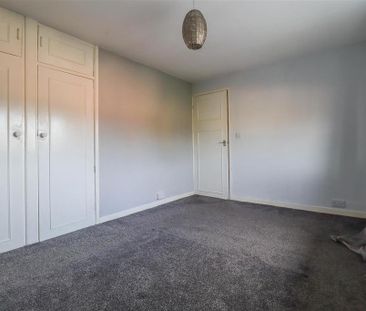 2 bedroom semi-detached house to rent - Photo 4